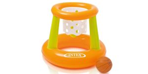 Basketball - Wasserspiel mit treibendem Korb
