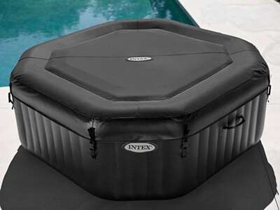 Intex opblaasbare jacuzzi met afdekzeil Intex opblaasbare jacuzzi met afdekzeil