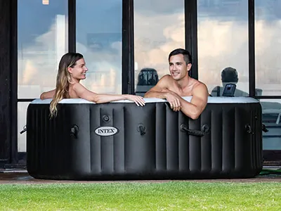 Intex aufblasbarer Whirlpool Intex aufblasbarer Whirlpool